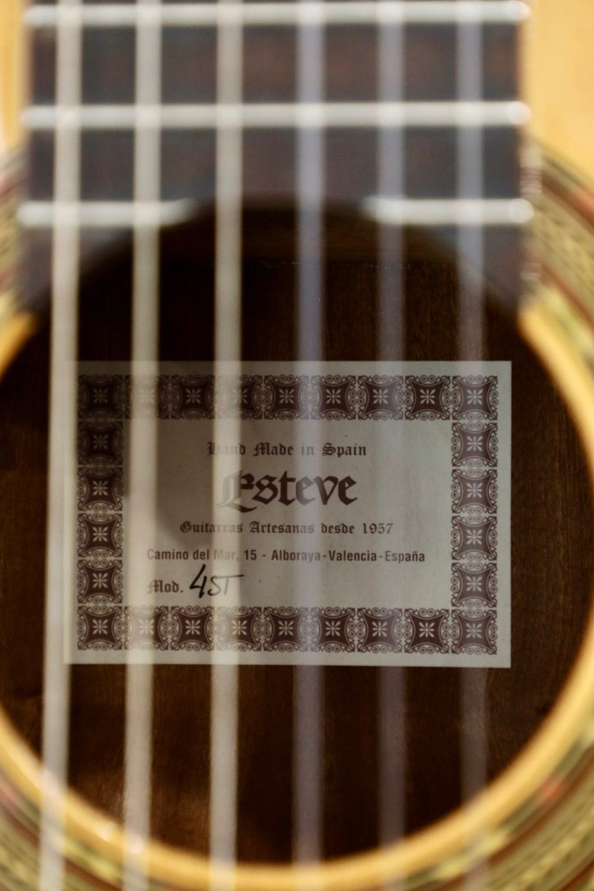 Esteve Classical Acoustic Guitar Model 4ST With Hard Case