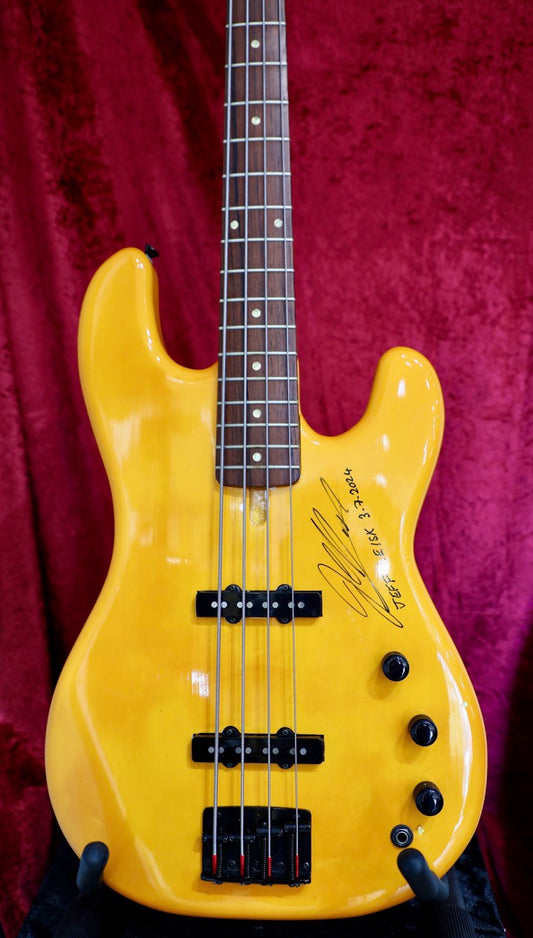 Tompkins Custom Australia 4-String Bass Signed Jeff Leisk