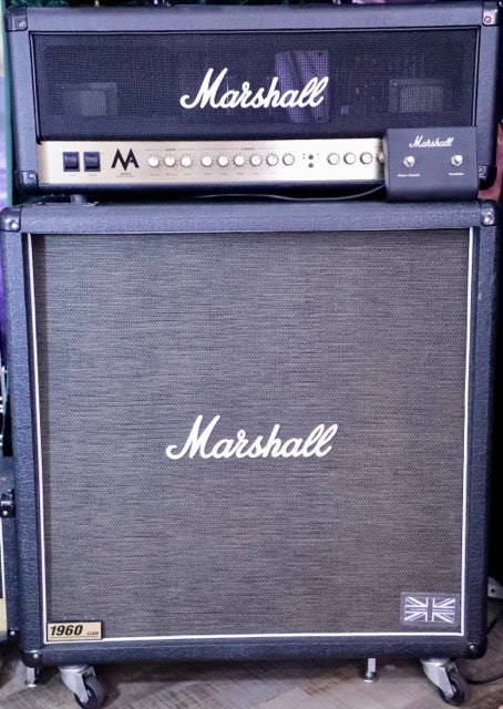 Ultimate Rock Power Combo: 2005 Gibson Les Paul Studio + Marshall Stack - Ready to Rock!